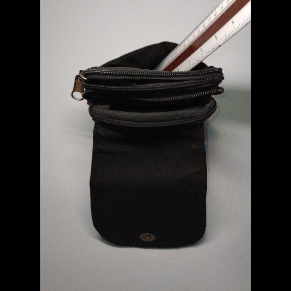 Embroidered Floral & Butterfly Zipper Pocket Black Magnetic Clasp Purse Wallet - Picture 4 of 4